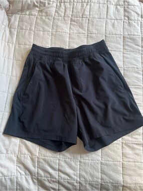 Lululemon men’s shorts
